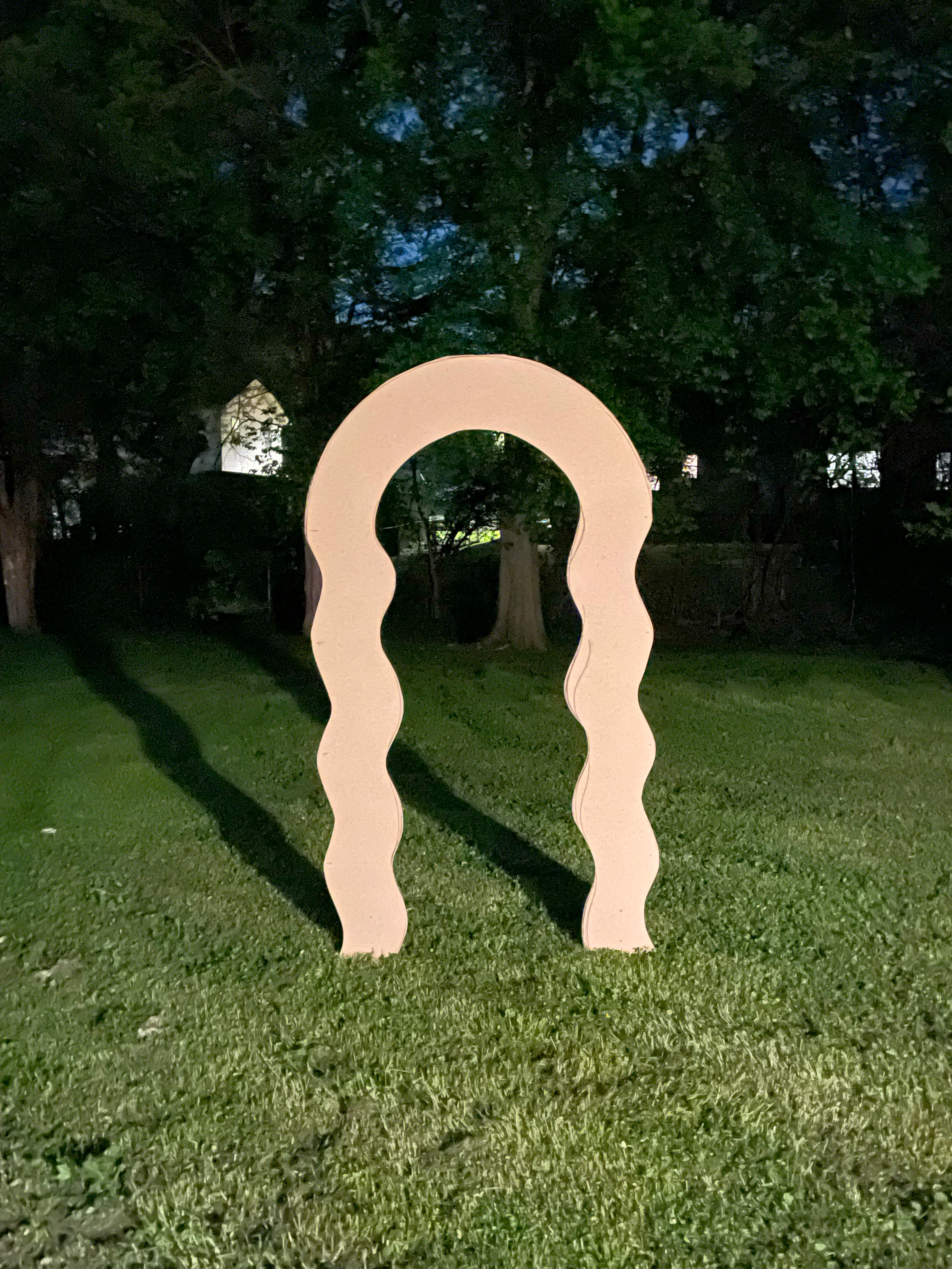 Unfinished wavy MDF arch